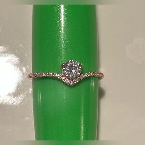 ✨✨ 925 Sterling Silver Ladies Ring ✨✨